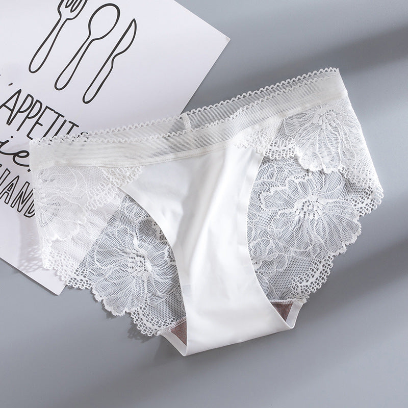 New Ice Silk Seamless Splicing Lace Panties for Women Cut Out Sexy Breathable Antibacterial Cotton Crotch Panties for Women