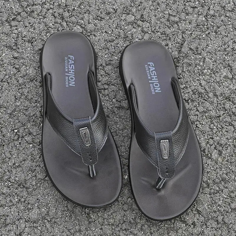 Wholesale Quality Shoes Rubber Hard-Wearing Leather Slippers for Men Flip Flops New Style Design of Mens Leather Slippers