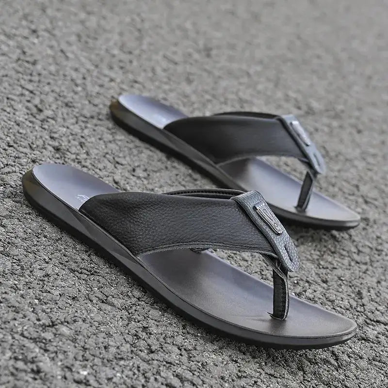 Wholesale Quality Shoes Rubber Hard-Wearing Leather Slippers for Men Flip Flops New Style Design of Mens Leather Slippers
