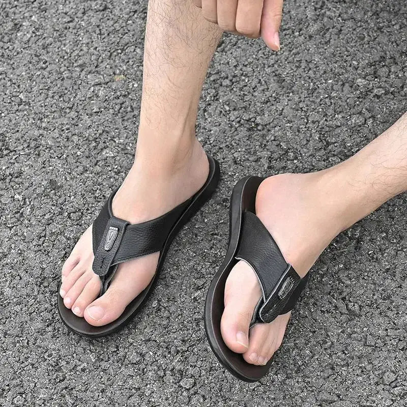 Wholesale Quality Shoes Rubber Hard-Wearing Leather Slippers for Men Flip Flops New Style Design of Mens Leather Slippers