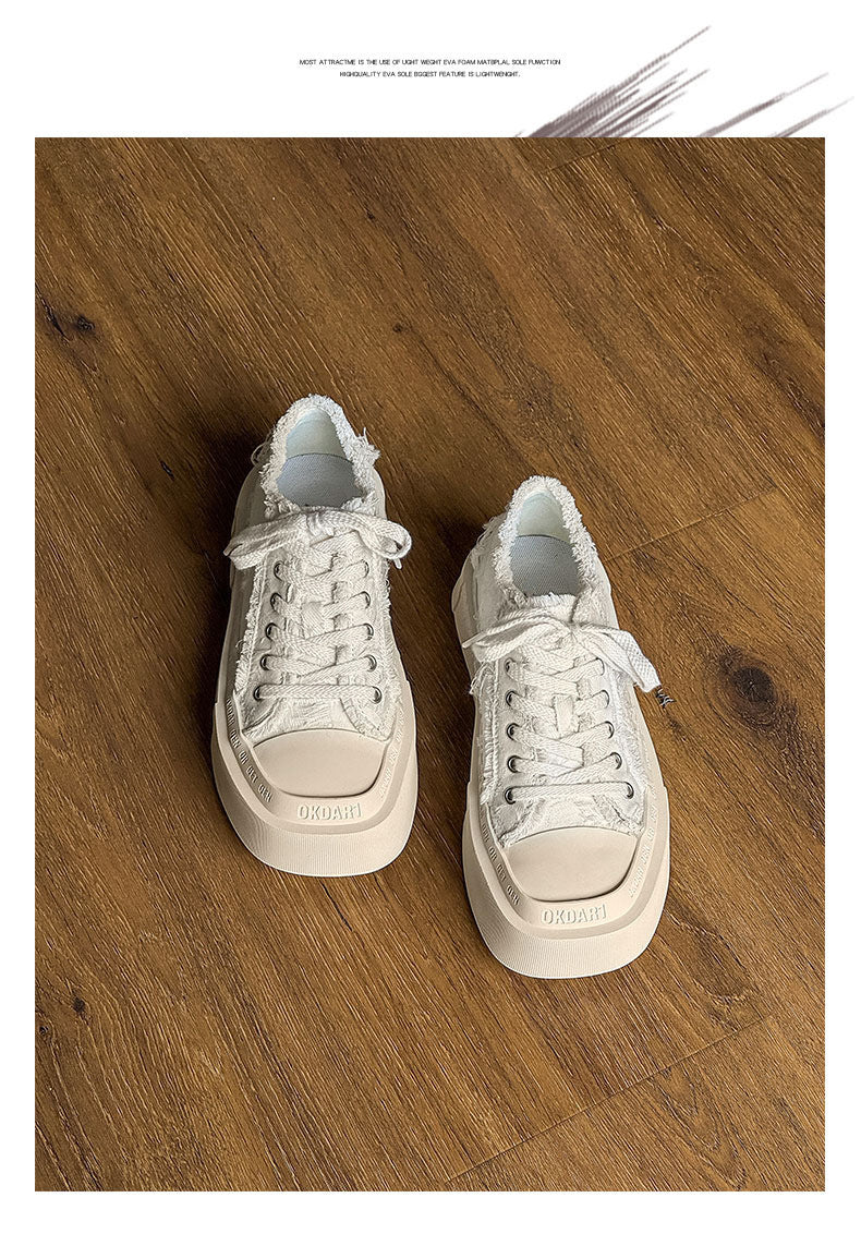 Tenis Blancos Estilo Coreano con Agujetas