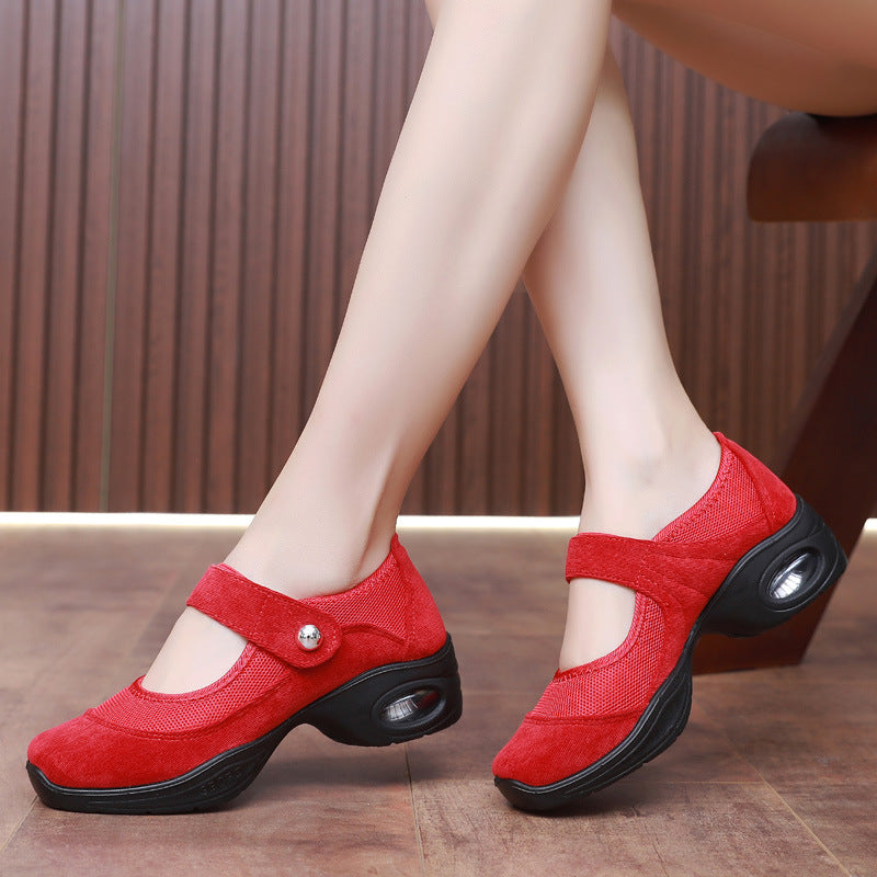 Dancing Shoes Women's Comfortable Soft Sole Square Dancing Women's Shoes Mesh Shoes for Moms Old Beijing Cloth Shoes Thick Sole Work Shoes
