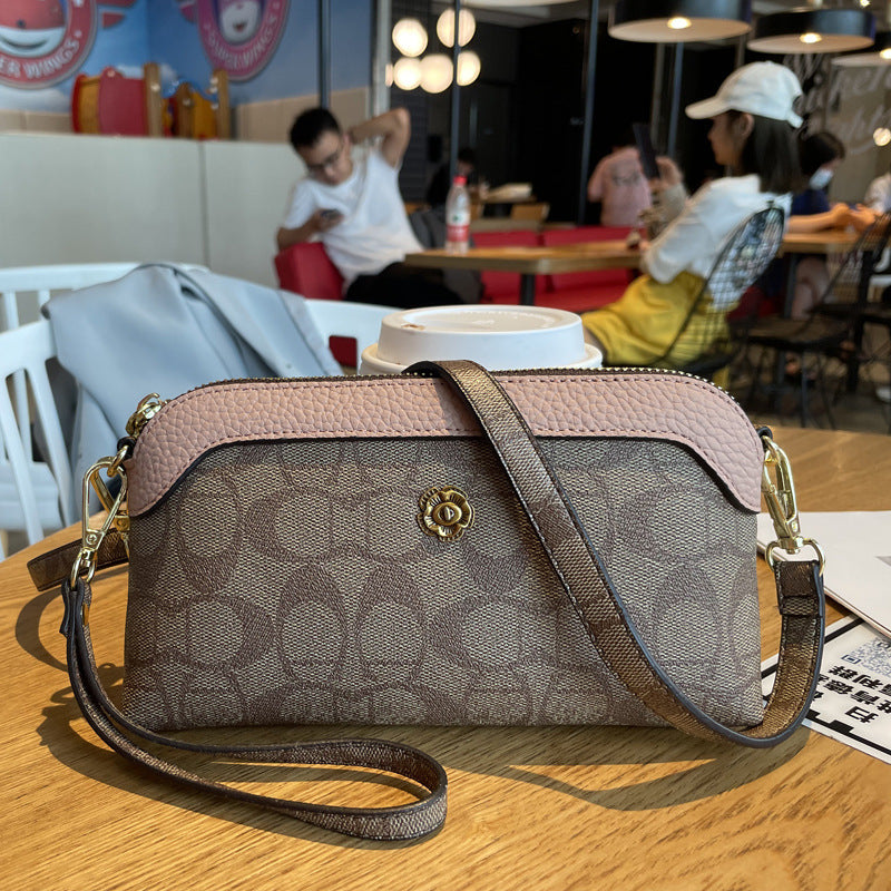 2025 New Handbags Women's Small Bags Fashionable Shoulder Crossbody Bags Trendy Wallets Women's Long Mobile Phone Bags Mom's Style
